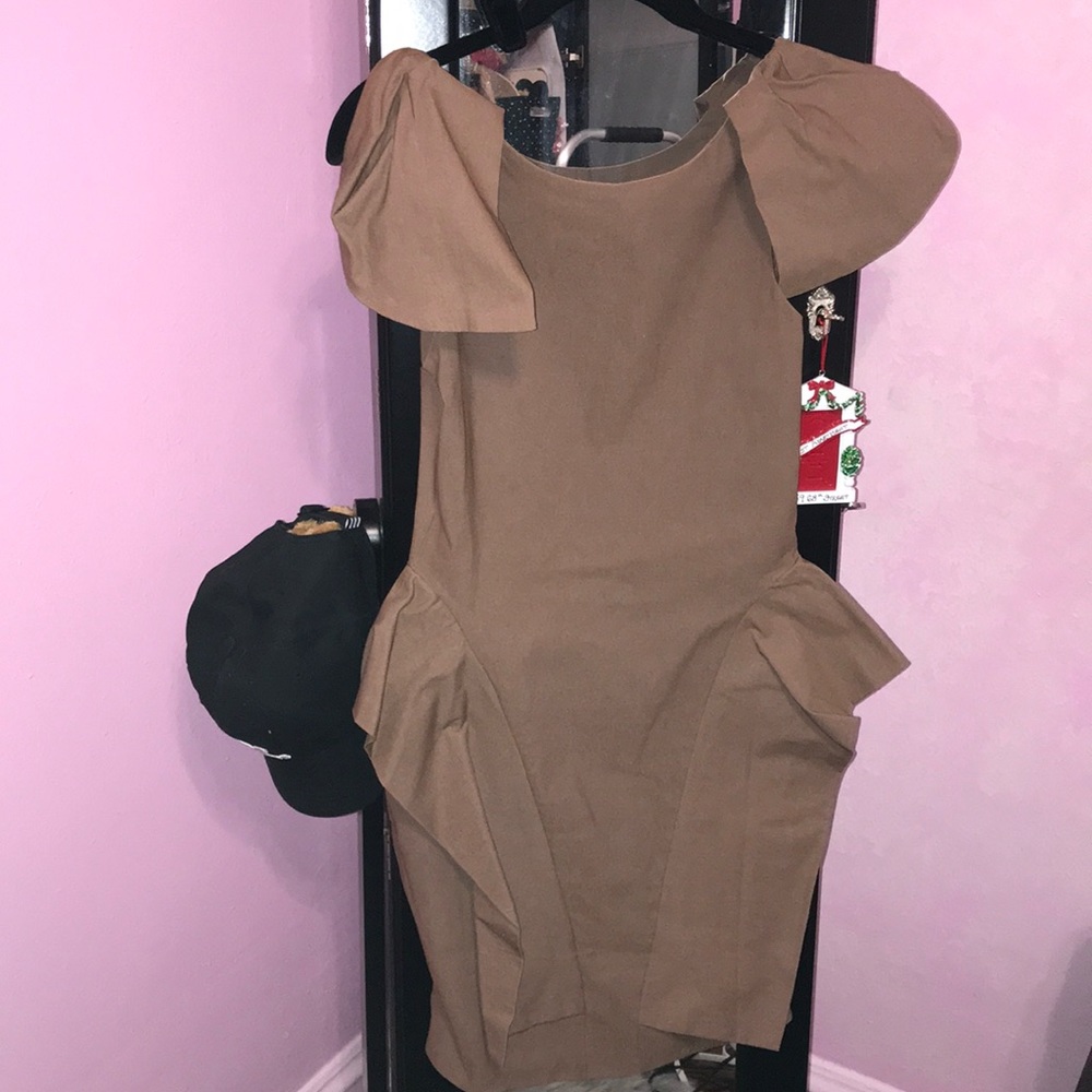 Cute peplum dress ✨